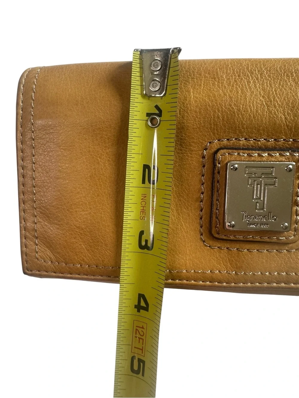 Tignanello Genuine Leather Wallet Camel Brown Bifold Organizer Zip Pockets